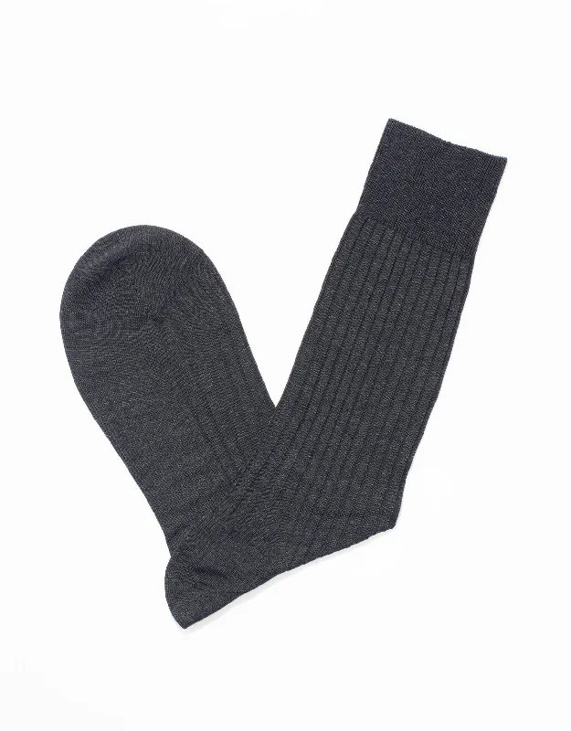 CHARCOAL MID-CALF HOSE COTTON SOCKS