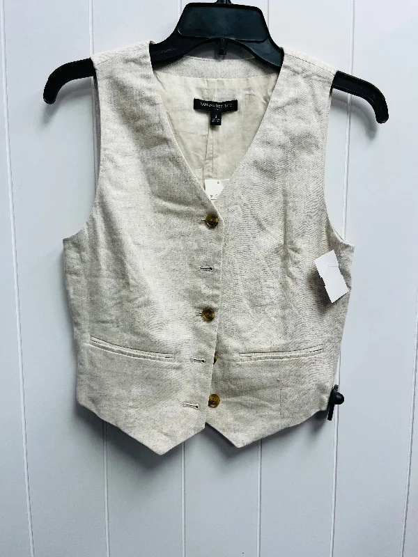 Vest Other By Banana Republic In Cream, Size: 2