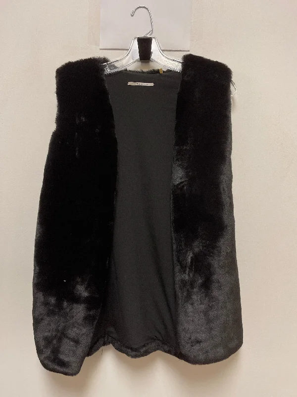 Vest Faux Fur & Sherpa By T Tahari In Black, Size: Xs